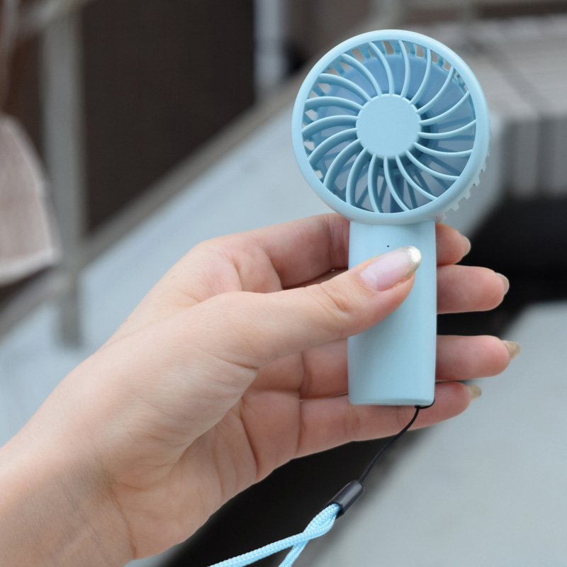 株式会社エツミ | ミニ扇風機 USB充電式（3色） | 製品情報